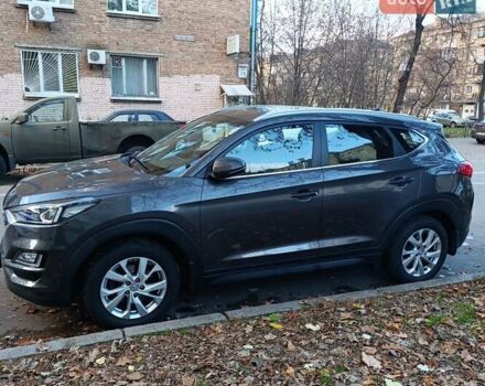 Коричневый Хендай Туксон, объемом двигателя 2 л и пробегом 132 тыс. км за 16500 $, фото 3 на Automoto.ua