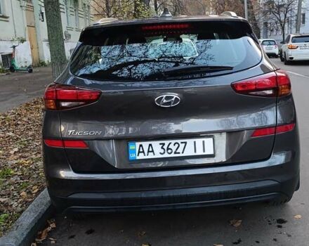 Коричневый Хендай Туксон, объемом двигателя 2 л и пробегом 132 тыс. км за 16500 $, фото 2 на Automoto.ua