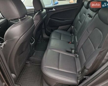 Коричневый Хендай Туксон, объемом двигателя 2 л и пробегом 127 тыс. км за 24999 $, фото 31 на Automoto.ua