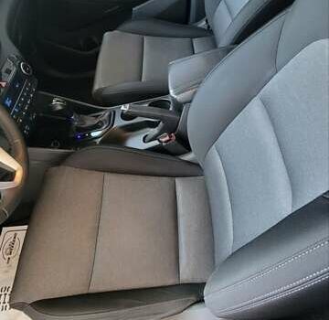 Коричневий Хендай Туксон, об'ємом двигуна 2 л та пробігом 200 тис. км за 20500 $, фото 24 на Automoto.ua