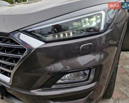 Коричневый Хендай Туксон, объемом двигателя 2 л и пробегом 127 тыс. км за 24999 $, фото 6 на Automoto.ua