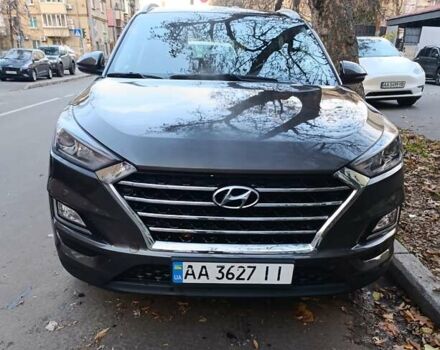 Коричневый Хендай Туксон, объемом двигателя 2 л и пробегом 132 тыс. км за 16500 $, фото 1 на Automoto.ua