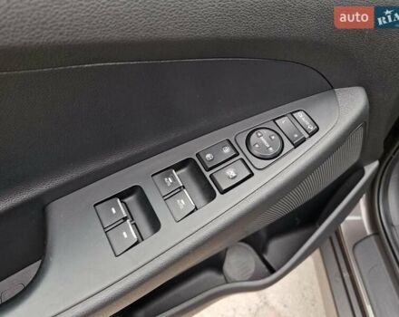 Коричневый Хендай Туксон, объемом двигателя 2 л и пробегом 127 тыс. км за 24999 $, фото 12 на Automoto.ua