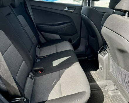 Коричневый Хендай Туксон, объемом двигателя 2 л и пробегом 99 тыс. км за 21000 $, фото 7 на Automoto.ua