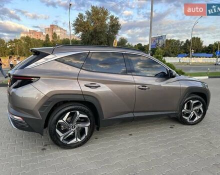 Коричневый Хендай Туксон, объемом двигателя 2 л и пробегом 15 тыс. км за 32500 $, фото 5 на Automoto.ua