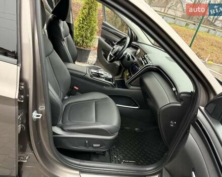 Коричневый Хендай Туксон, объемом двигателя 1.6 л и пробегом 22 тыс. км за 29900 $, фото 43 на Automoto.ua