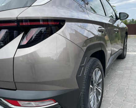 Коричневый Хендай Туксон, объемом двигателя 1.6 л и пробегом 91 тыс. км за 31000 $, фото 2 на Automoto.ua