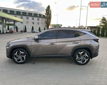 Коричневый Хендай Туксон, объемом двигателя 2 л и пробегом 15 тыс. км за 32500 $, фото 4 на Automoto.ua