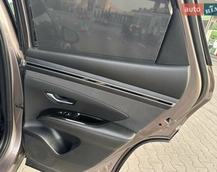 Коричневый Хендай Туксон, объемом двигателя 2 л и пробегом 15 тыс. км за 32500 $, фото 25 на Automoto.ua