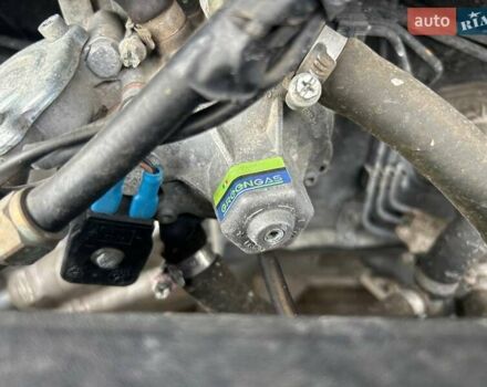 Коричневый Хендай Туксон, объемом двигателя 2 л и пробегом 50 тыс. км за 25800 $, фото 18 на Automoto.ua