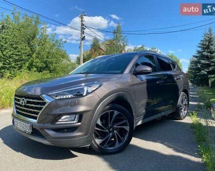 Коричневый Хендай Туксон, объемом двигателя 2 л и пробегом 93 тыс. км за 27750 $, фото 1 на Automoto.ua
