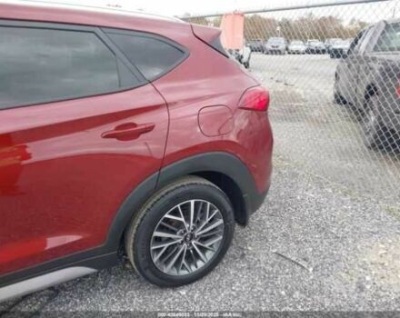 Красный Хендай Туксон, объемом двигателя 2.4 л и пробегом 12 тыс. км за 12000 $, фото 7 на Automoto.ua