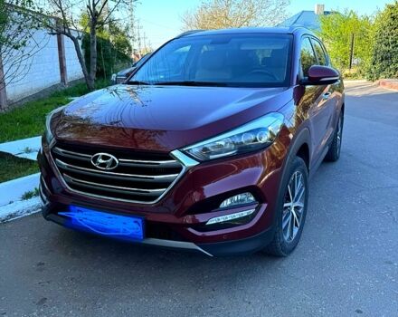 Красный Хендай Туксон, объемом двигателя 2.2 л и пробегом 180 тыс. км за 15500 $, фото 1 на Automoto.ua
