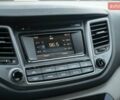 Красный Хендай Туксон, объемом двигателя 2 л и пробегом 138 тыс. км за 16900 $, фото 22 на Automoto.ua