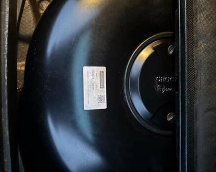 Красный Хендай Туксон, объемом двигателя 2 л и пробегом 110 тыс. км за 17000 $, фото 15 на Automoto.ua