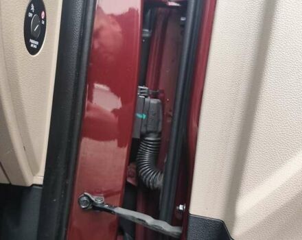 Красный Хендай Туксон, объемом двигателя 2.02 л и пробегом 110 тыс. км за 19800 $, фото 13 на Automoto.ua