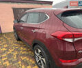 Красный Хендай Туксон, объемом двигателя 2 л и пробегом 110 тыс. км за 17000 $, фото 2 на Automoto.ua