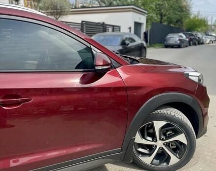 Червоний Хендай Туксон, об'ємом двигуна 1.6 л та пробігом 65 тис. км за 15500 $, фото 3 на Automoto.ua