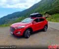 Красный Хендай Туксон, объемом двигателя 2 л и пробегом 110 тыс. км за 19000 $, фото 1 на Automoto.ua