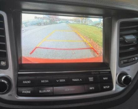 Червоний Хендай Туксон, об'ємом двигуна 1.6 л та пробігом 72 тис. км за 15500 $, фото 10 на Automoto.ua