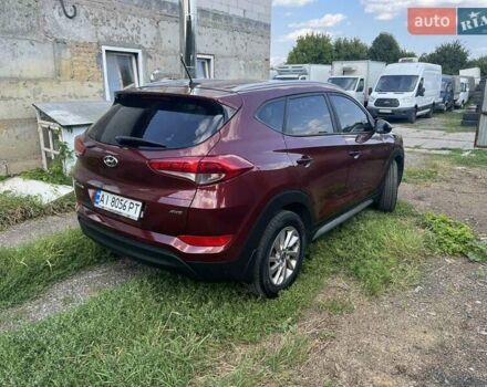 Красный Хендай Туксон, объемом двигателя 2 л и пробегом 101 тыс. км за 15700 $, фото 11 на Automoto.ua