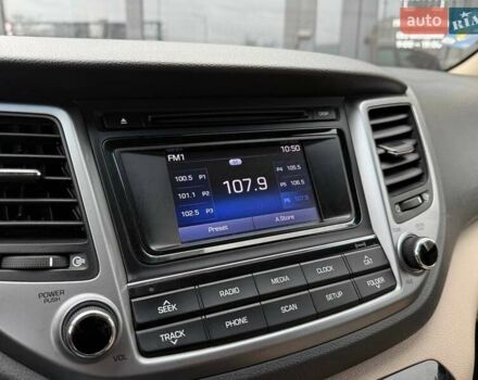 Червоний Хендай Туксон, об'ємом двигуна 1.59 л та пробігом 117 тис. км за 15890 $, фото 24 на Automoto.ua