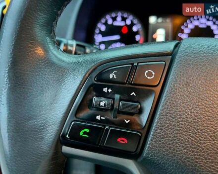 Червоний Хендай Туксон, об'ємом двигуна 2 л та пробігом 136 тис. км за 18690 $, фото 25 на Automoto.ua