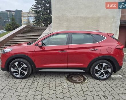 Червоний Хендай Туксон, об'ємом двигуна 2 л та пробігом 39 тис. км за 19550 $, фото 1 на Automoto.ua