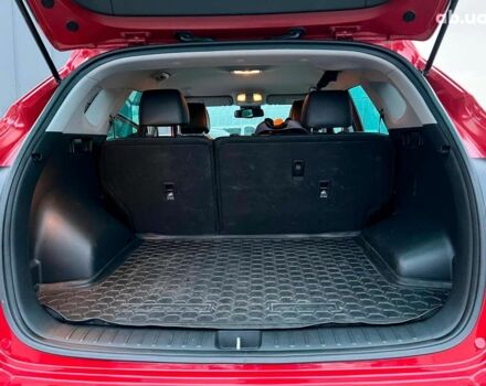 Червоний Хендай Туксон, об'ємом двигуна 2 л та пробігом 136 тис. км за 18690 $, фото 37 на Automoto.ua