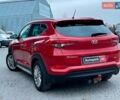 Червоний Хендай Туксон, об'ємом двигуна 2 л та пробігом 136 тис. км за 18690 $, фото 6 на Automoto.ua