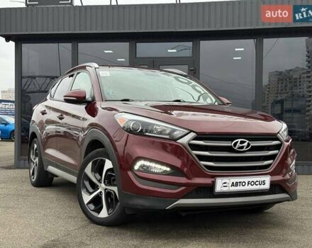 Червоний Хендай Туксон, об'ємом двигуна 1.59 л та пробігом 117 тис. км за 15890 $, фото 1 на Automoto.ua