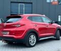 Червоний Хендай Туксон, об'ємом двигуна 2 л та пробігом 136 тис. км за 18690 $, фото 8 на Automoto.ua