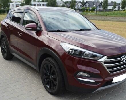 Червоний Хендай Туксон, об'ємом двигуна 2 л та пробігом 117 тис. км за 10300 $, фото 2 на Automoto.ua
