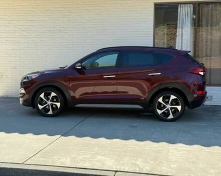 Хендай Туксон 2018 у Львові на Automoto.ua Червоний Хендай Туксон, об'ємом двигуна 1.6 л та пробігом 45 тис. км за 12100 $, фото 3 на Automoto.ua