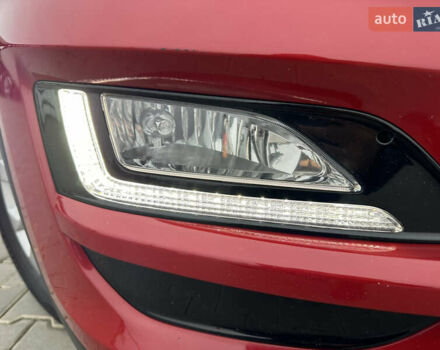 Красный Хендай Туксон, объемом двигателя 2 л и пробегом 91 тыс. км за 18800 $, фото 20 на Automoto.ua