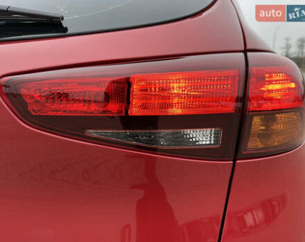 Красный Хендай Туксон, объемом двигателя 2 л и пробегом 91 тыс. км за 18800 $, фото 23 на Automoto.ua