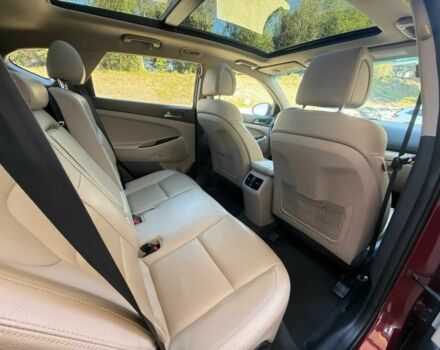 Хендай Туксон 2018 у Львові на Automoto.ua Червоний Хендай Туксон, об'ємом двигуна 1.6 л та пробігом 45 тис. км за 12100 $, фото 12 на Automoto.ua