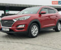 Красный Хендай Туксон, объемом двигателя 2 л и пробегом 91 тыс. км за 18800 $, фото 2 на Automoto.ua