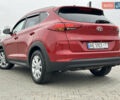 Красный Хендай Туксон, объемом двигателя 2 л и пробегом 91 тыс. км за 18800 $, фото 16 на Automoto.ua