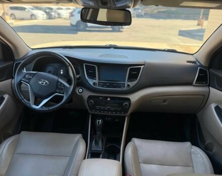 Хендай Туксон 2018 у Львові на Automoto.ua Червоний Хендай Туксон, об'ємом двигуна 1.6 л та пробігом 45 тис. км за 12100 $, фото 11 на Automoto.ua