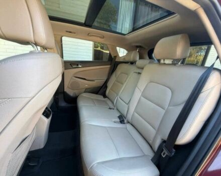 Червоний Хендай Туксон, об'ємом двигуна 1.6 л та пробігом 44 тис. км за 16000 $, фото 10 на Automoto.ua