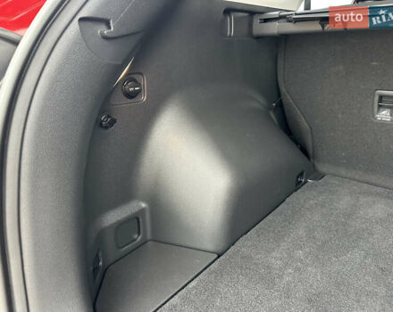 Красный Хендай Туксон, объемом двигателя 2 л и пробегом 91 тыс. км за 18800 $, фото 27 на Automoto.ua