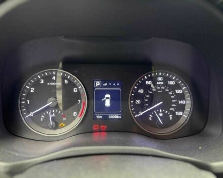 Червоний Хендай Туксон, об'ємом двигуна 2 л та пробігом 149 тис. км за 13800 $, фото 11 на Automoto.ua