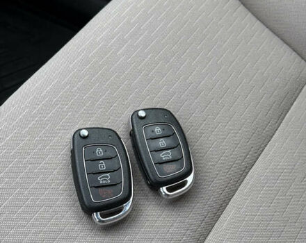 Красный Хендай Туксон, объемом двигателя 0 л и пробегом 175 тыс. км за 19900 $, фото 20 на Automoto.ua