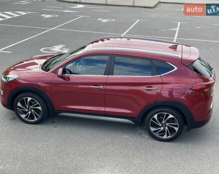 Красный Хендай Туксон, объемом двигателя 2 л и пробегом 64 тыс. км за 30500 $, фото 35 на Automoto.ua