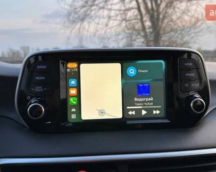 Красный Хендай Туксон, объемом двигателя 2 л и пробегом 68 тыс. км за 22000 $, фото 14 на Automoto.ua