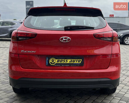 Хендай Туксон 2020 в Мукачеве на Automoto.ua Красный Хендай Туксон, объемом двигателя 2 л и пробегом 73 тыс. км за 20990 $, фото 5 на Automoto.ua