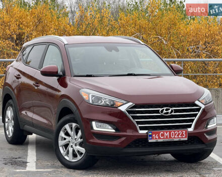 Красный Хендай Туксон, объемом двигателя 0 л и пробегом 175 тыс. км за 19900 $, фото 3 на Automoto.ua