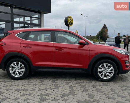 Хендай Туксон 2020 в Мукачеве на Automoto.ua Красный Хендай Туксон, объемом двигателя 2 л и пробегом 73 тыс. км за 20990 $, фото 7 на Automoto.ua