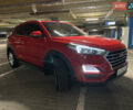 Красный Хендай Туксон, объемом двигателя 2 л и пробегом 95 тыс. км за 21500 $, фото 1 на Automoto.ua